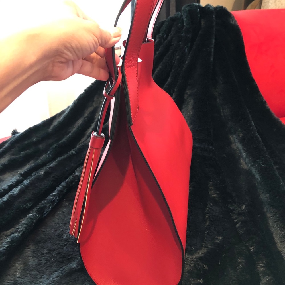 Totes - Picture 8 of 12